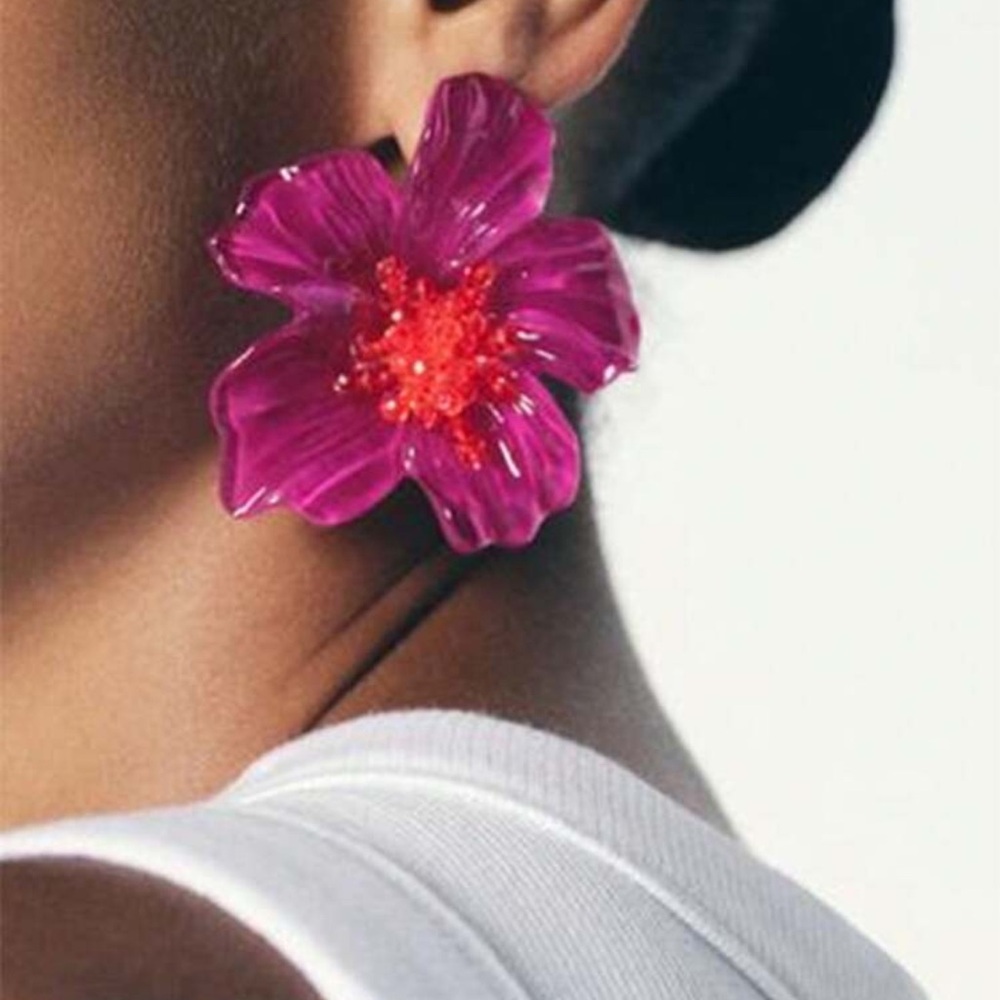 FREE - Floral Earrings